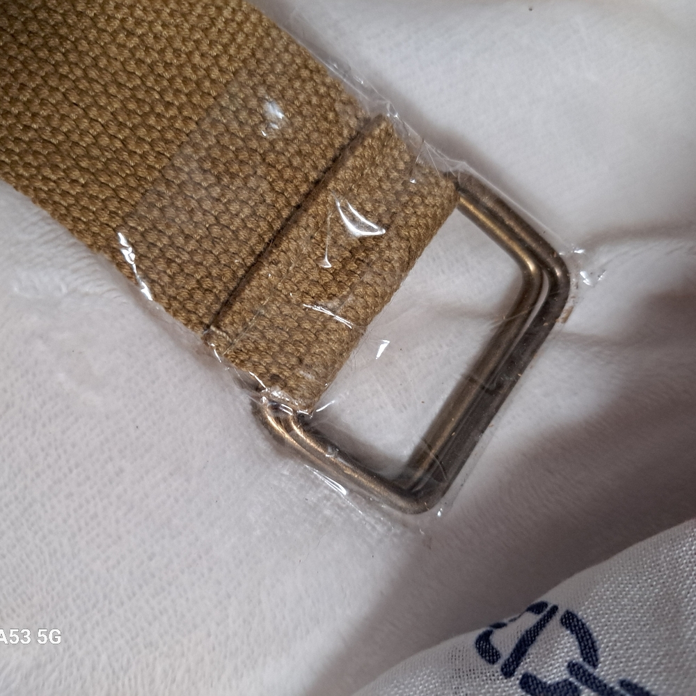 NWOT KHAKI WEB BELT